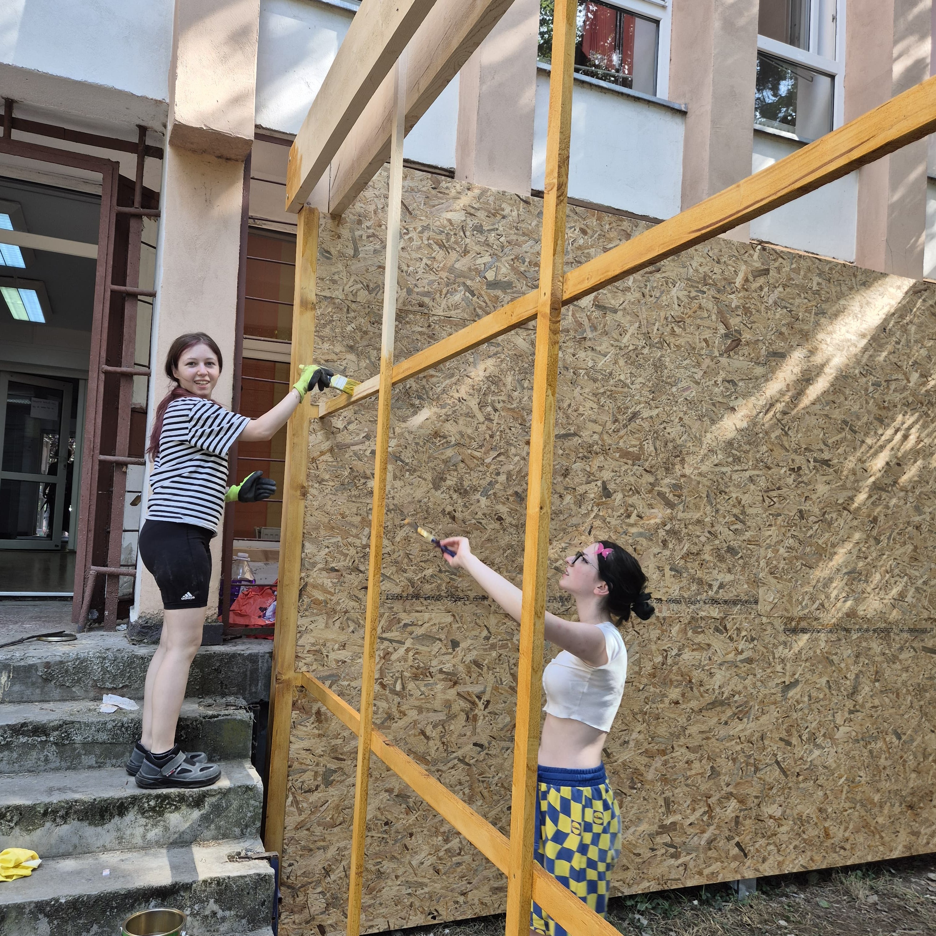 Tineri în viața culturală flip